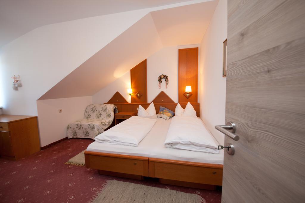 Haus Hoffmann Apartman Sonnenalpe Nassfeld Kültér fotó